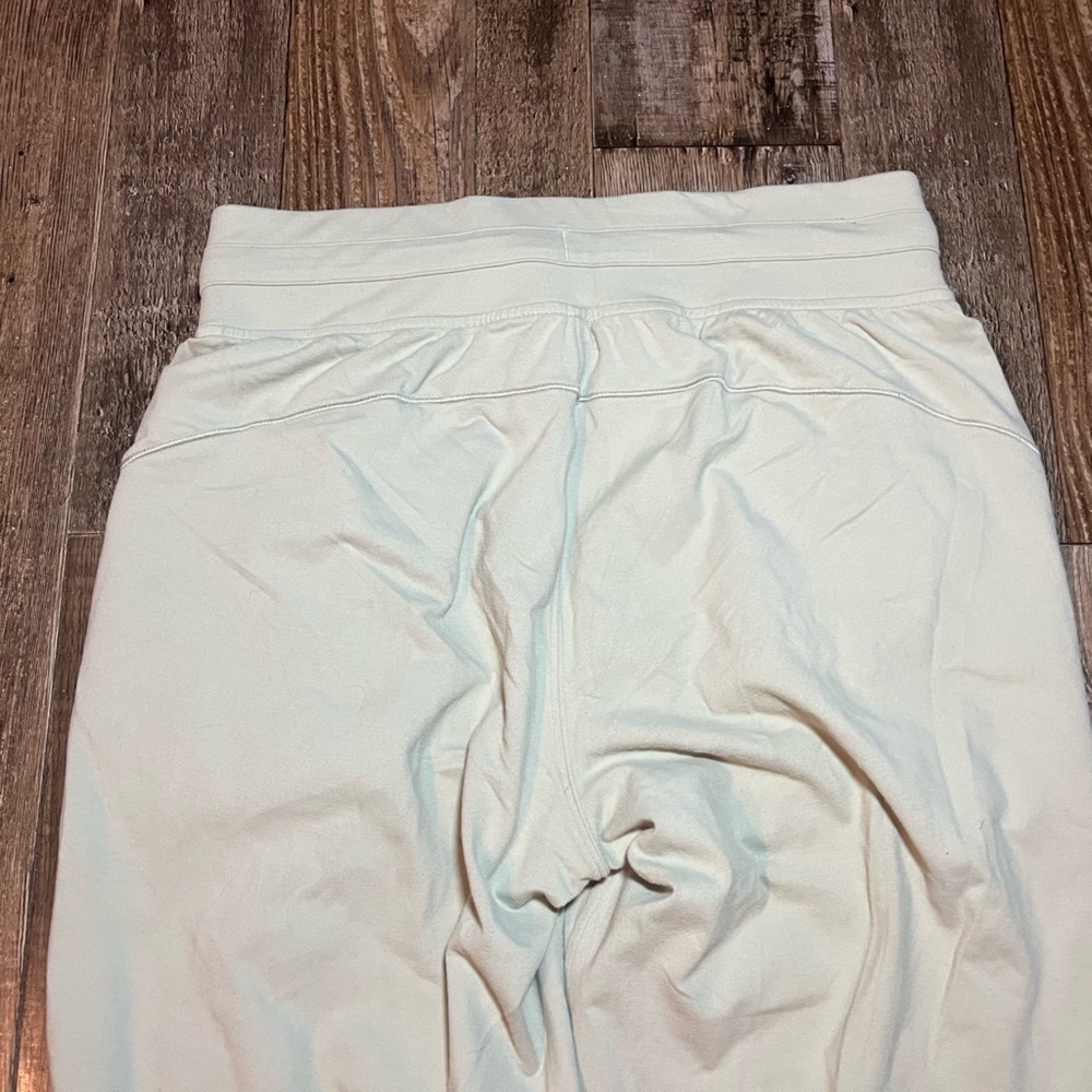 Lululemon Ready to Rulu Jogger 29" Green Fern Size 6 - Picture 7 of 9